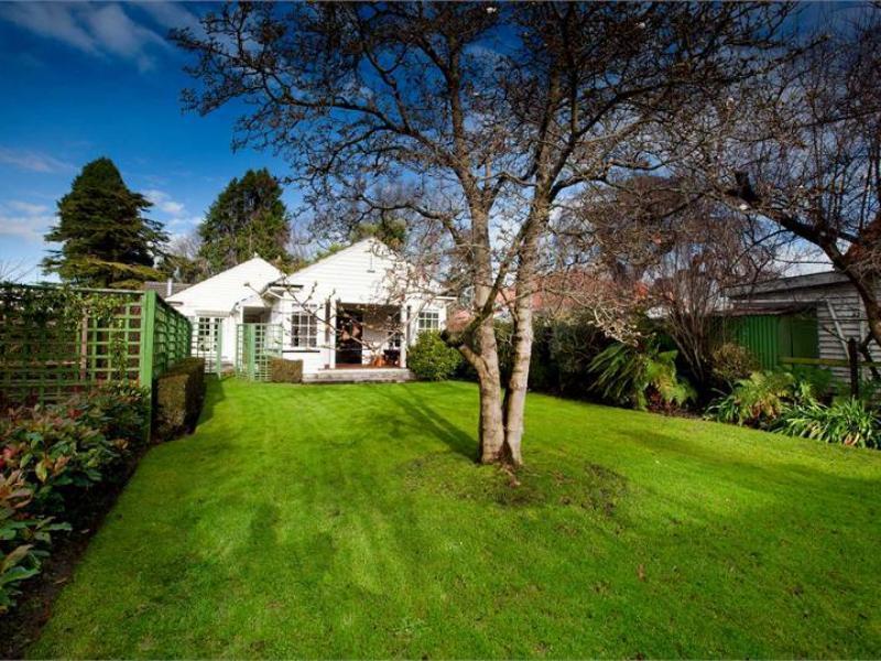 200 Riccarton Holiday House ไครสต์เชิร์ช ภายนอก รูปภาพ